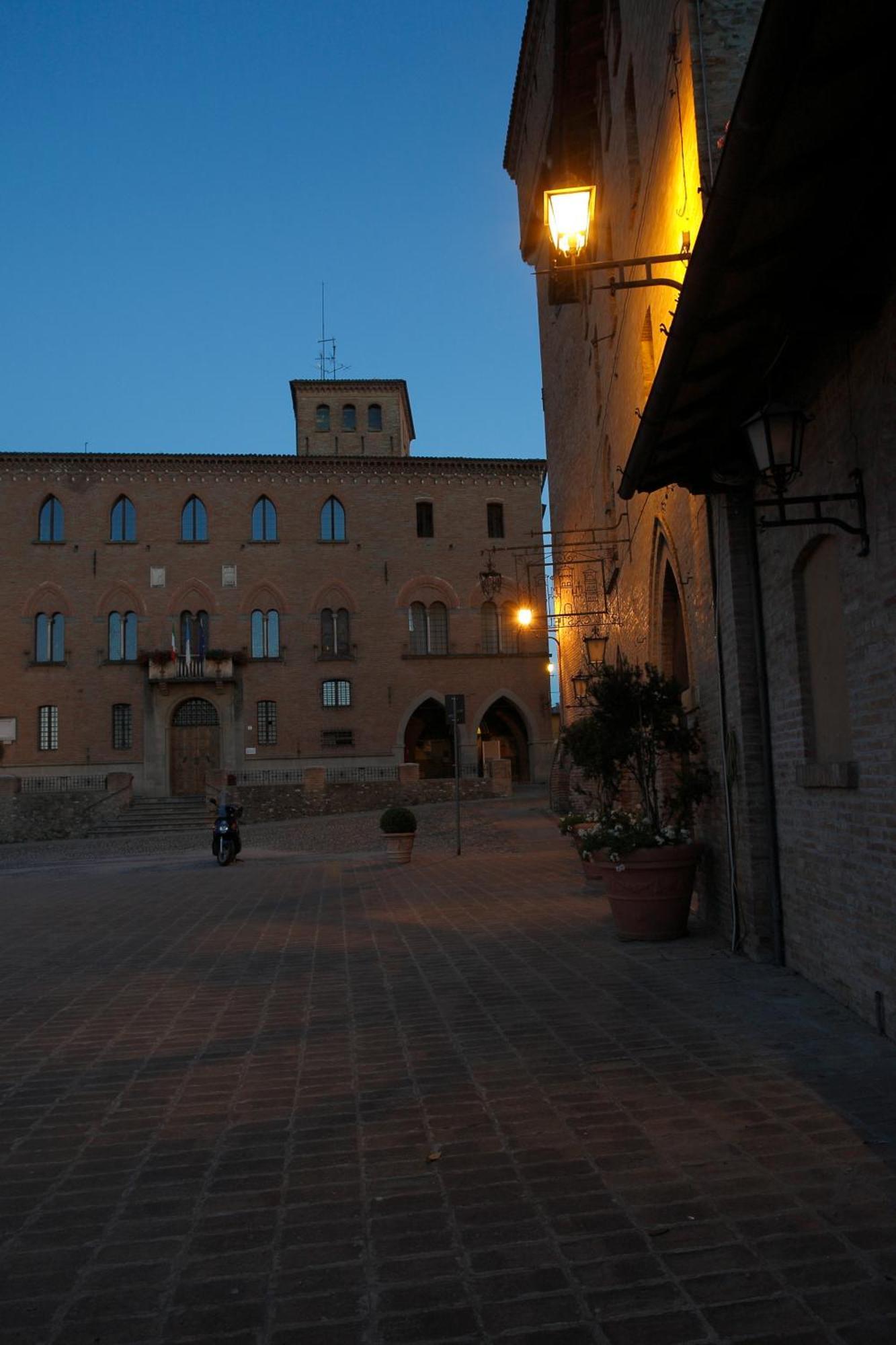 Agriturismo Podere Diamante Guest House Castelvetro di Modena Luaran gambar